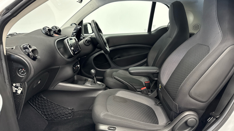 Smart EQ fortwo coupe 60kW EQ Pulse Premium 17kWh 2dr Auto [22kWCh] Electric Coupe